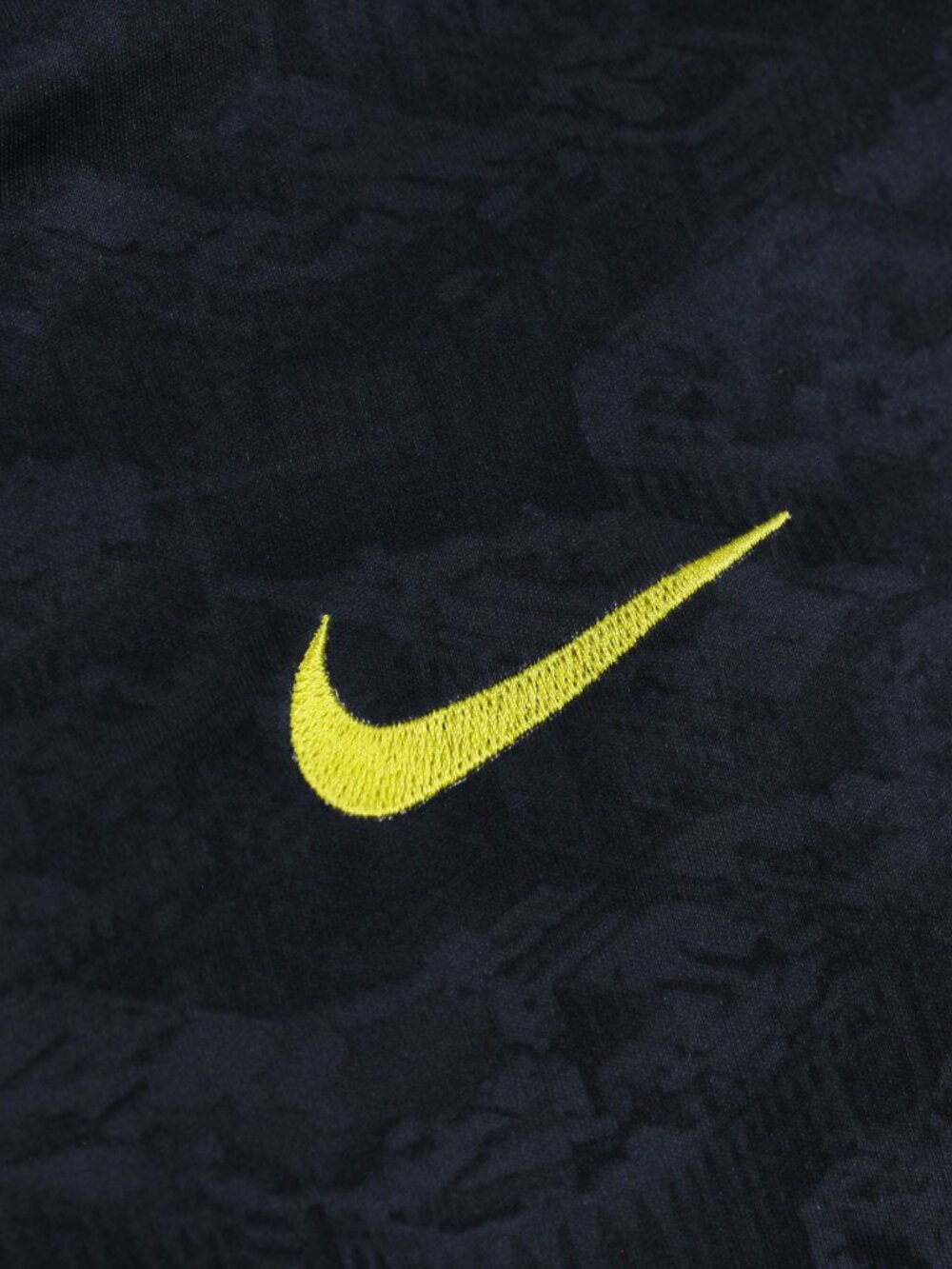 Nike FC Barcelona 2013/14 Training Jersey - Nike Dri-Fit - "Eixample" Design - Picture 2 of 9
